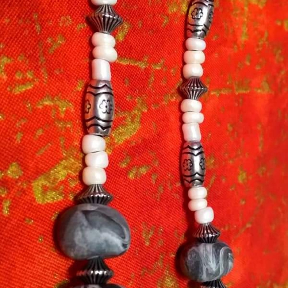 Necklace - Picture 3 of 5